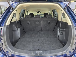 2022 Mitsubishi Outlander - Thumbnail