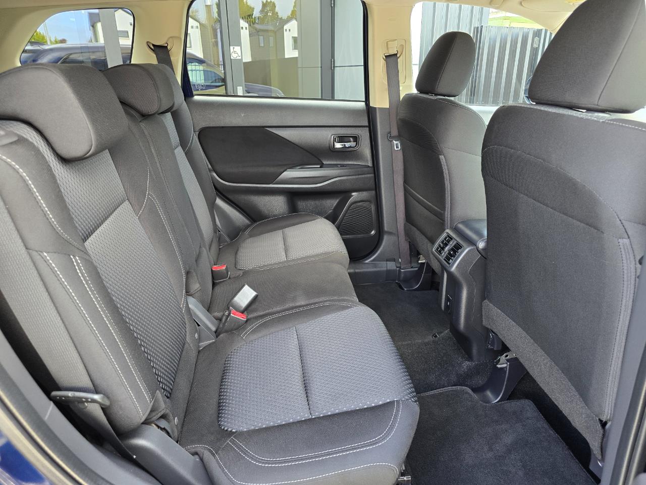 2022 Mitsubishi Outlander