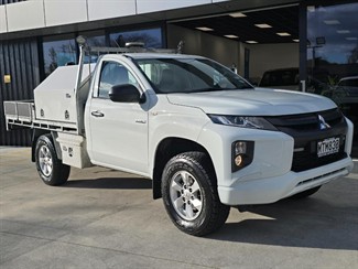 2020 Mitsubishi Triton - Thumbnail