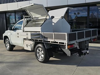 2020 Mitsubishi Triton - Thumbnail