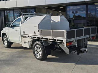 2020 Mitsubishi Triton - Thumbnail