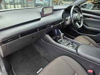 2022 Mazda 3 - Thumbnail