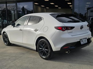 2022 Mazda 3 - Thumbnail