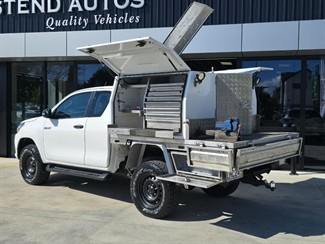 2018 Toyota Hilux - Thumbnail