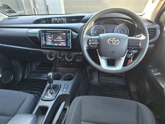 2018 Toyota Hilux - Thumbnail