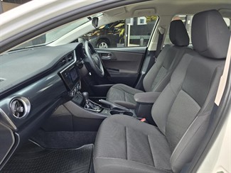 2018 Toyota Corolla - Thumbnail