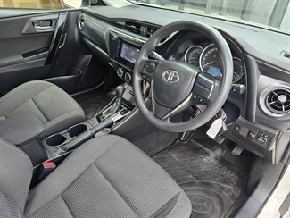 2018 Toyota Corolla - Thumbnail