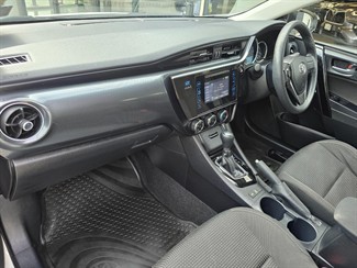 2018 Toyota Corolla - Thumbnail