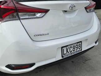 2018 Toyota Corolla - Thumbnail