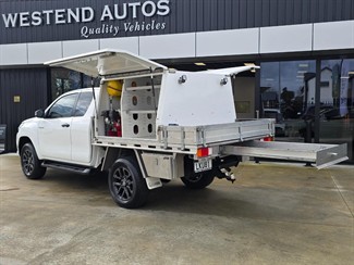 2018 Toyota Hilux - Thumbnail