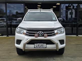 2018 Toyota Hilux - Thumbnail