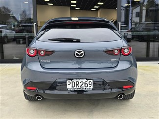 2022 Mazda 3 - Thumbnail