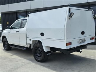 2019 Toyota Hilux - Thumbnail