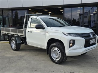 2021 Mitsubishi Triton - Thumbnail