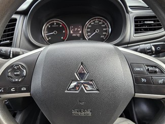 2021 Mitsubishi Triton - Thumbnail