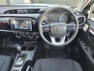 2018 Toyota Hilux - Thumbnail