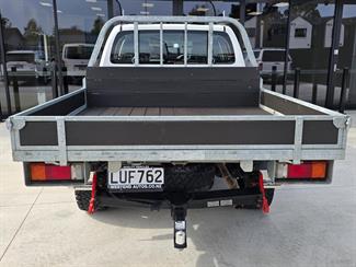 2018 Toyota Hilux - Thumbnail