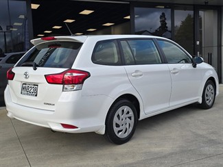 2019 Toyota Corolla - Thumbnail