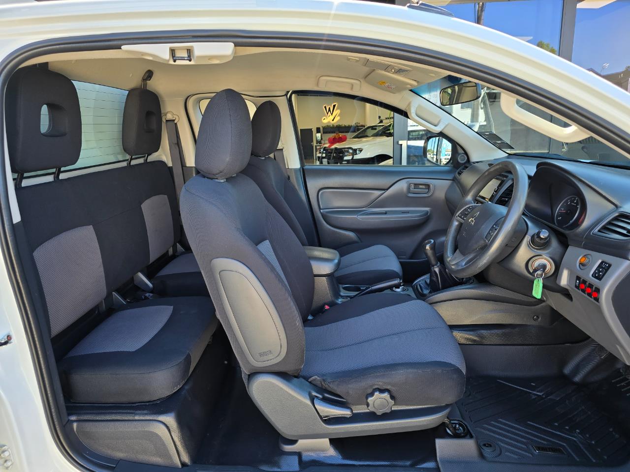 2018 Mitsubishi Triton