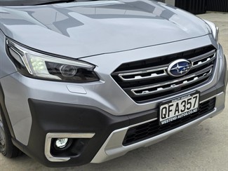 2023 Subaru Outback - Thumbnail