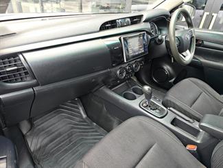 2018 Toyota Hilux - Thumbnail