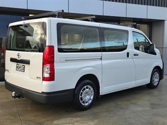 2020 Toyota Hiace - Thumbnail