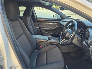 2022 Mazda 3 - Thumbnail