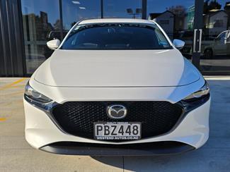 2022 Mazda 3 - Thumbnail