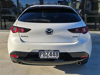 2022 Mazda 3 - Thumbnail