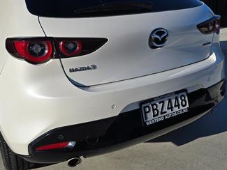 2022 Mazda 3 - Thumbnail