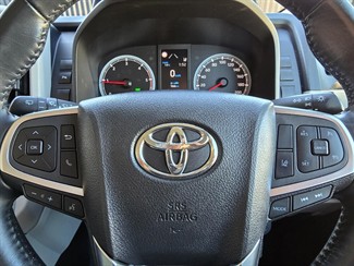 2021 Toyota Hiace - Thumbnail
