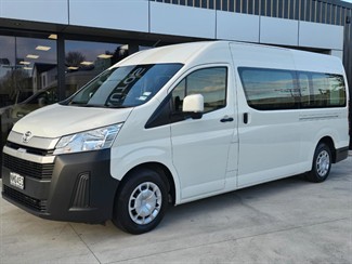 2021 Toyota Hiace - Thumbnail