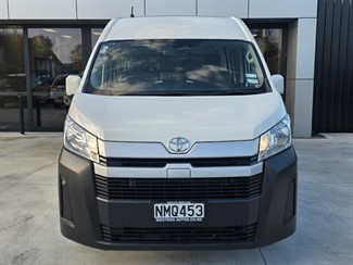 2021 Toyota Hiace - Thumbnail