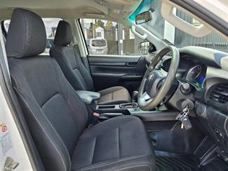 2018 Toyota Hilux - Thumbnail