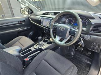 2018 Toyota Hilux - Thumbnail