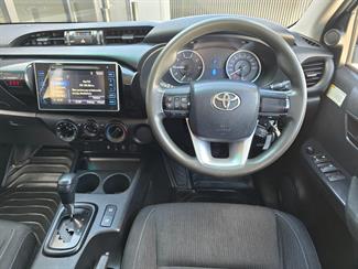 2018 Toyota Hilux - Thumbnail