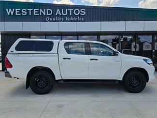 2018 Toyota Hilux - Thumbnail