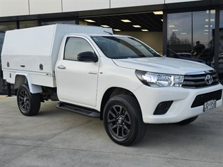 2016 Toyota Hilux - Thumbnail