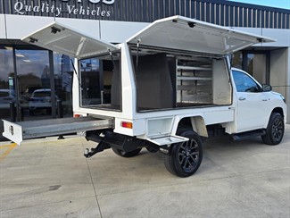 2016 Toyota Hilux - Thumbnail