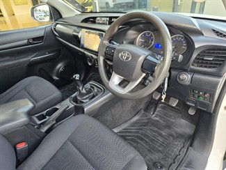 2016 Toyota Hilux - Thumbnail