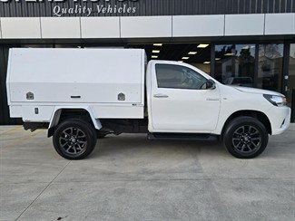 2016 Toyota Hilux - Thumbnail