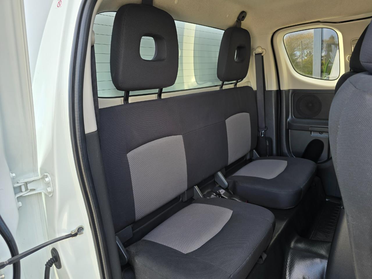 2015 Mitsubishi Triton