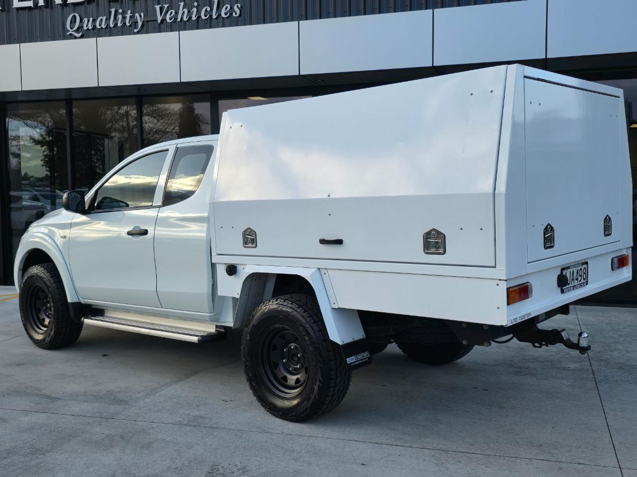 2015 Mitsubishi Triton