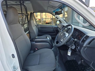 2019 Toyota Hiace - Thumbnail