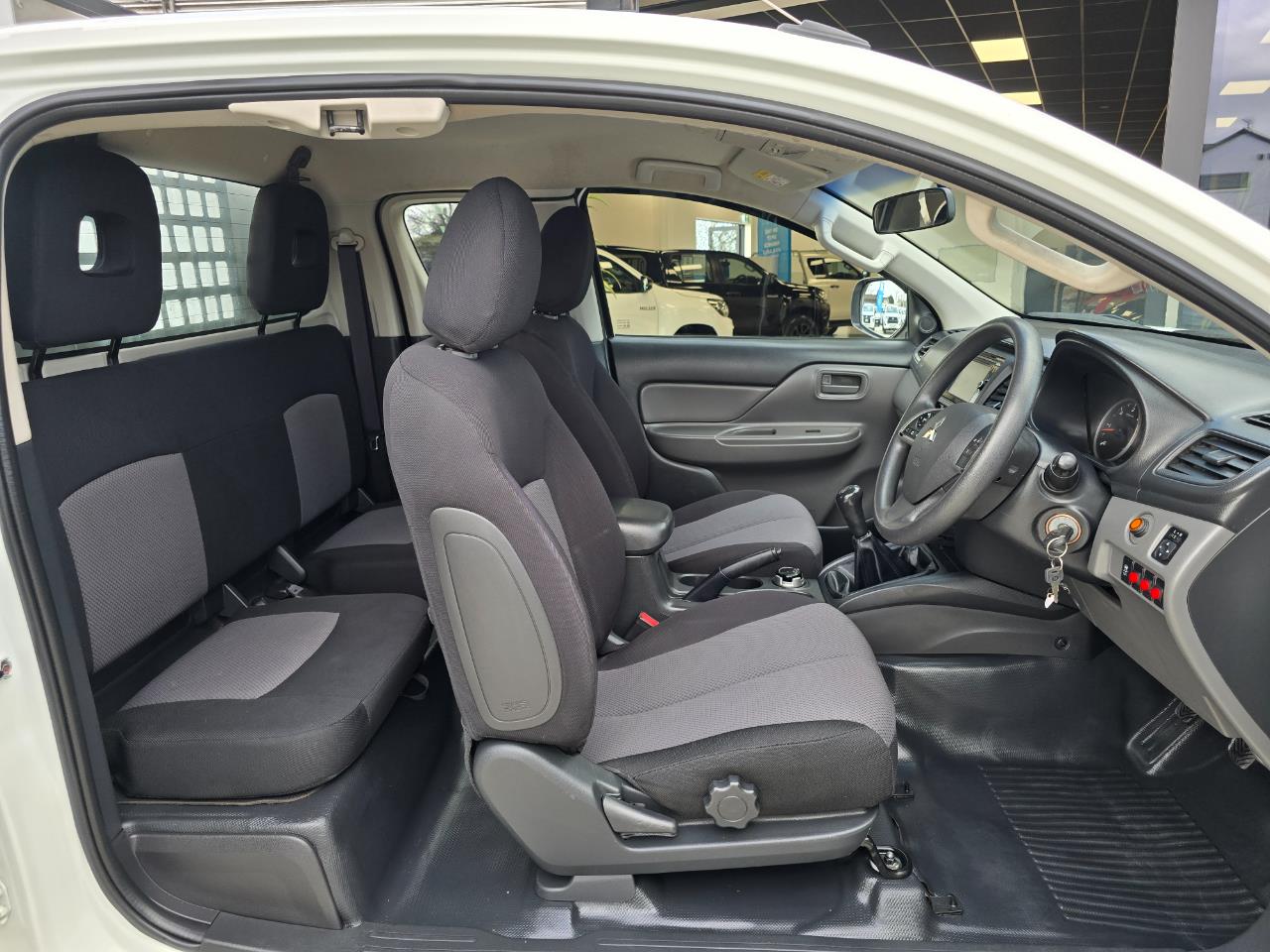 2018 Mitsubishi Triton