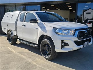 2019 Toyota Hilux - Thumbnail