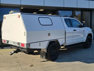 2019 Toyota Hilux - Thumbnail