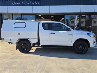 2019 Toyota Hilux - Thumbnail