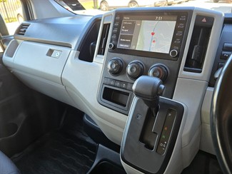 2022 Toyota Hiace - Thumbnail