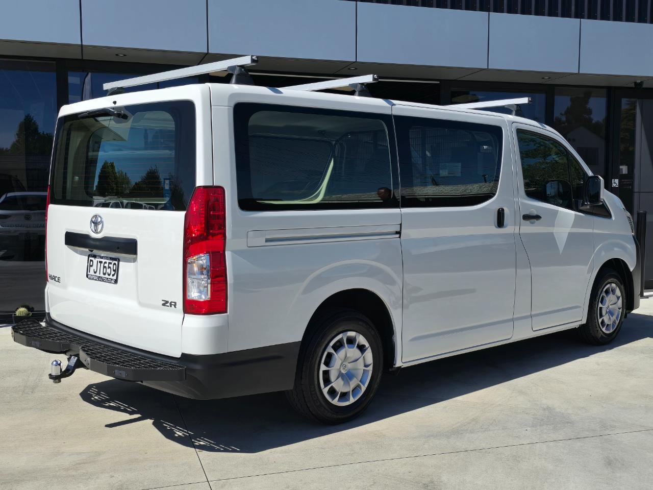 2022 Toyota Hiace